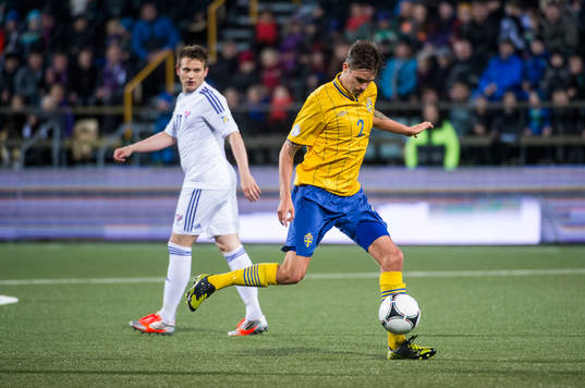 Mikael Lustig, Sverige