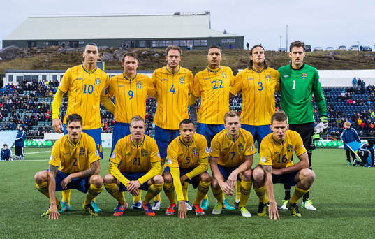 Bakre raden fr. v: Zlatan Ibrahimovic, Kim Källström,