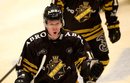 Esa Pirnes, AIK jublar