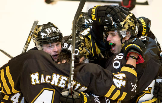 Nicklas Jensen, AIK gratuleras