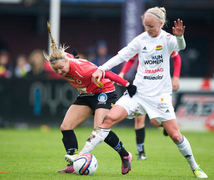 Gudny Björk Odinsdottir, Kristianstad, greppar Caroline