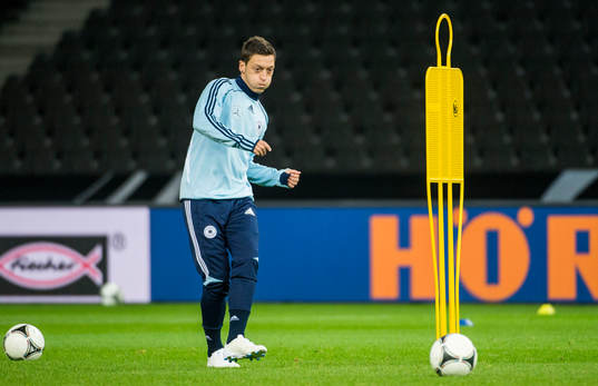Mesut Özil
