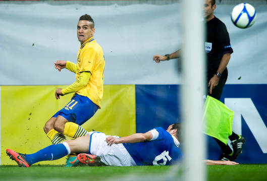 Mervan Celik, Sverige