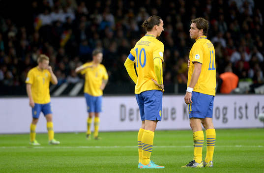 Zlatan Ibrahimovic, Sverige och Johan Elmander, Sverige depp