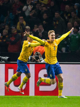Rasmus Elm jublar