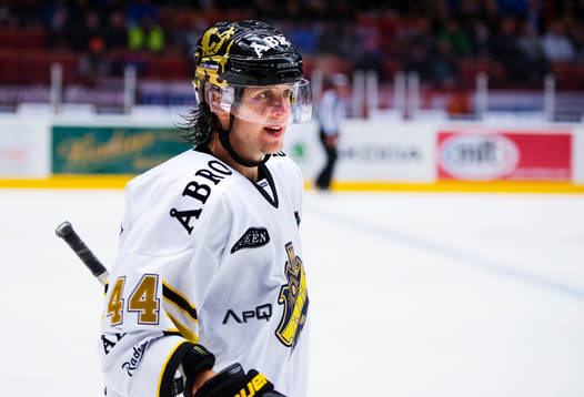 Josh MacNevin, AIK