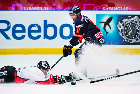 Kristofer Ottosson, Djurgården, passar fram till 1-0-målet