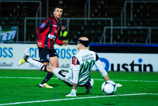 Nabil Bahoui, Brommapojkarna, skjuter in 3-1 bakom Gerhard