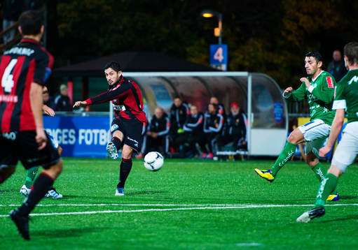 Pablo Pinones Arce, Brommapojkarna, skjuter in 4-1