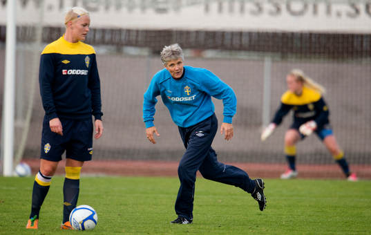 Pia Sundhage, förbundskapten, Sverige