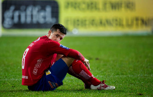 Denis Velic, Öste deppar