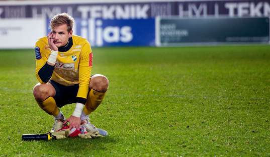 Alexander Nadj, målvakt, Öster deppar