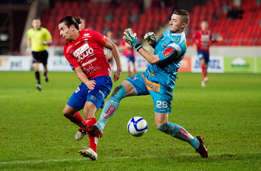 Matteo Blomqvist Zampi, Öster, Ivo Vazgec, målvakt