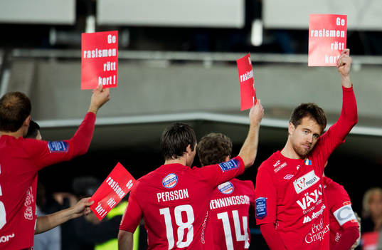 Joachim Lantz och Öster ger rasismen rött kort