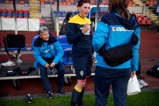 Pia Sundhage, förbundskapten, Marika Domanski Lyfors