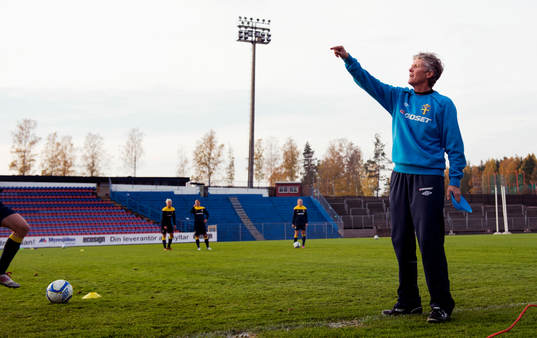Pia Sundhage, förbundskapten, Sverige