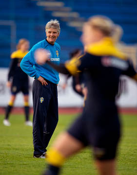 Pia Sundhage, förbundskapten