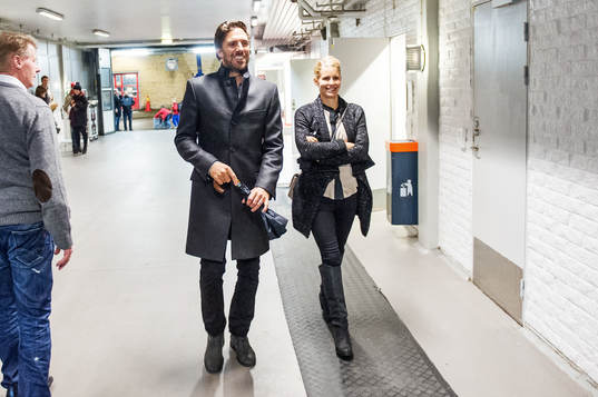 Henrik Lundqvist, hälsade på vid spelaringången