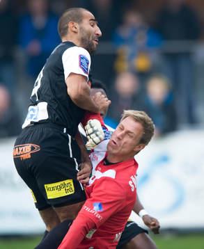 0-1, Mohammed Ali Khan, Häcken
