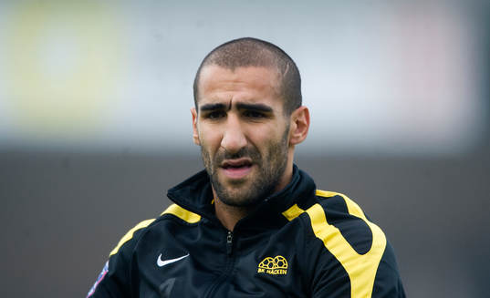 Mohammed Ali Khan, Häcken