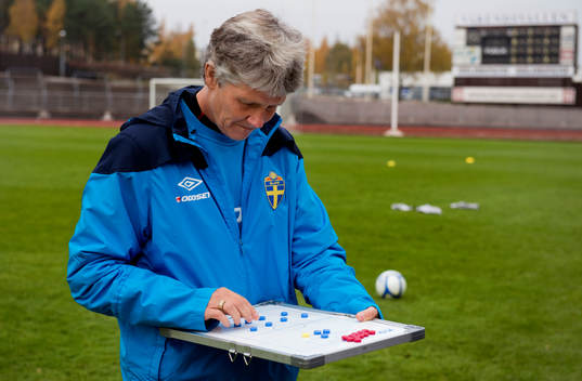 Pia Sundhage, förbundskapten