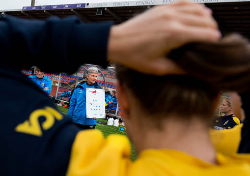 Fotboll, Dam, Sverige