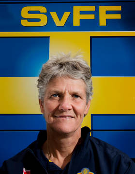 Pia Sundhage, förbundskapten