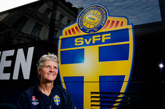 Pia Sundhage, förbundskapten