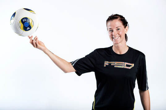 Lotta Schelin, Sverige