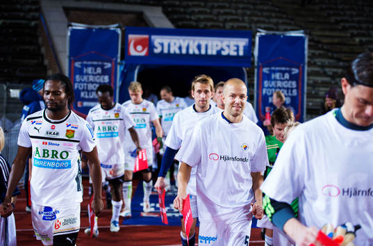 Petter Gustafsson, Djurgården, och de andra spelarna gör