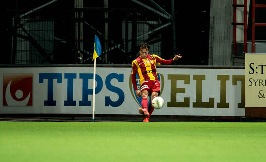 Louay Chanko, Syrianska slår en hörna