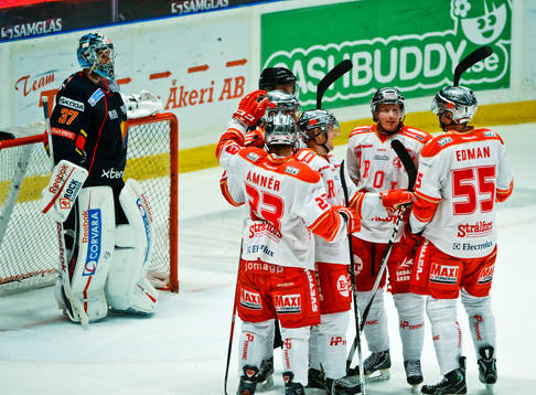 Chet Pickard, målvakt, Djurgården och Mattias Åkesson,