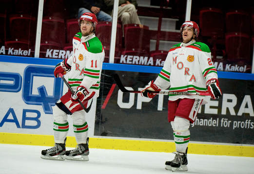 Bröderna Kopitar.  Anze Kopitar, Mora och Gasper Kopitar,