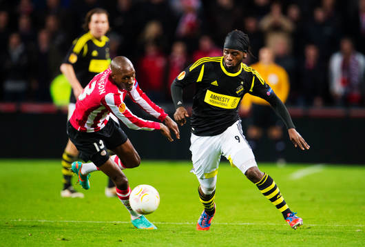 Atiba Hutchinson, PSV, och Martin Kayongo-Mutumba, AIK