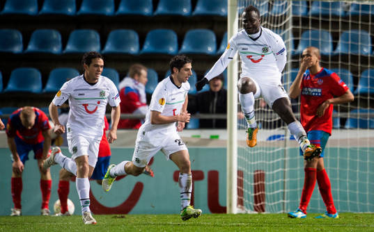 Didier Ya Konan, Hannover gör 1-2 med matchens sista spark