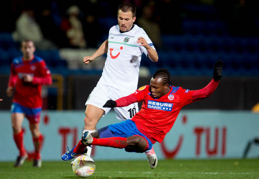 Szabolcs Huszti, Hannover, May Mahlangu, Helsingborg