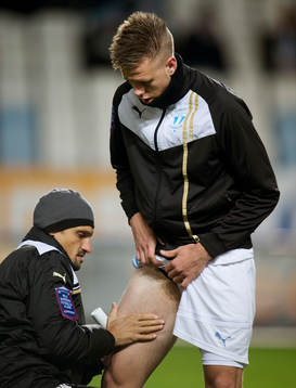 Pontus Jansson, Malmö FF får behandlnig med linement på