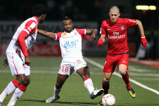 Lossemy KARABOUE / Jeremy MENEZ  - 27.10.2012 - Nancy / PSG