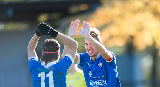 Segerjubeil i höstprakten, Kristian Stefaniga och Shkodran