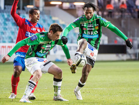Kenneth Gustafsson, GAIS håller undan Alvaro Santos,