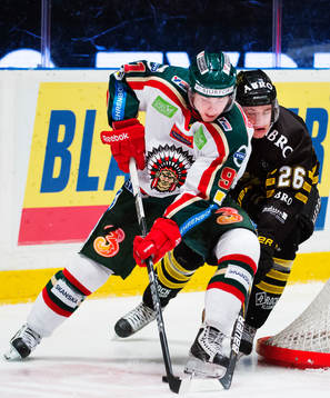 Matt Duchene, Frölunda, utmanar Mattias Janmark-Nylén, AIK