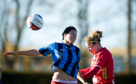 Rebecca Edwards, Kristianstad och Jessy Sharro, Djurgården