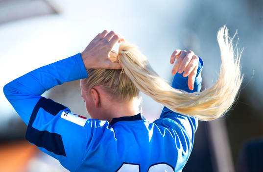 Hårfager fotbollsspelare, hästsvans