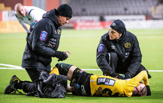 Niklas Hult, Elfsborg, ligger skadad på gräset