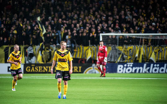 Oscar Hiljemark, Elfsborg, blickar ut över planen