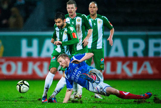 Adis Husidic, Hammarby, utmanas av Fredrik Jensen,