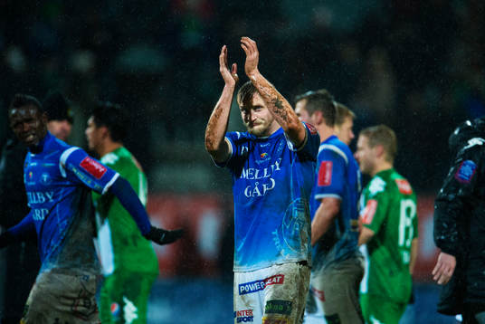 Fredrik Jensen, Trelleborg, tackar de tillresta fansen