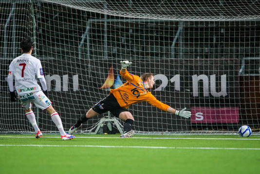 Nahir Besara, Assyriska sparkar in 2-1