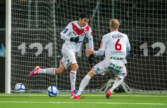 Nahir Besara, Assyriska jublar
