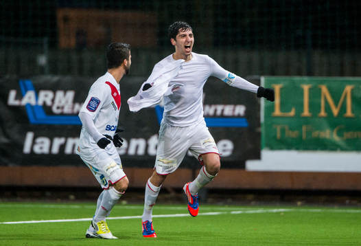 Nahir Besara, Assyriska jublar